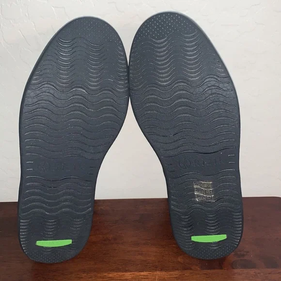 KIZIK PRAGUE SIZE 10 HANDS FREE ALL BLACK ATHLETIC SHOES - Picture 9 of 12